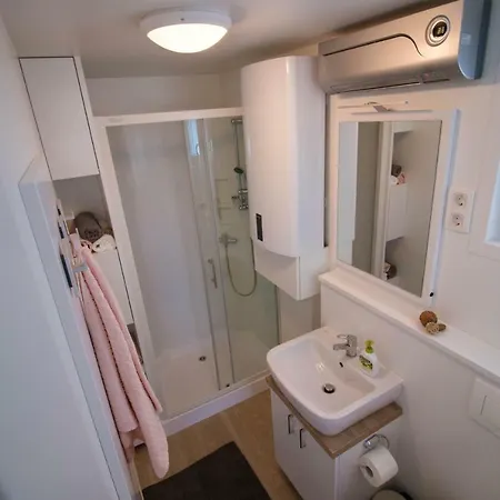 Prázdninový dům Marina Luxury Houseboat Lavender